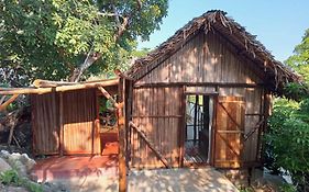 Makako Lodge